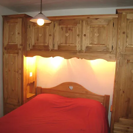 Apartment Location Pour 2 Personnes Pres De Montalbert La Plagne