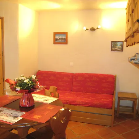 Location Pour 2 Personnes Pres De Montalbert La Plagne